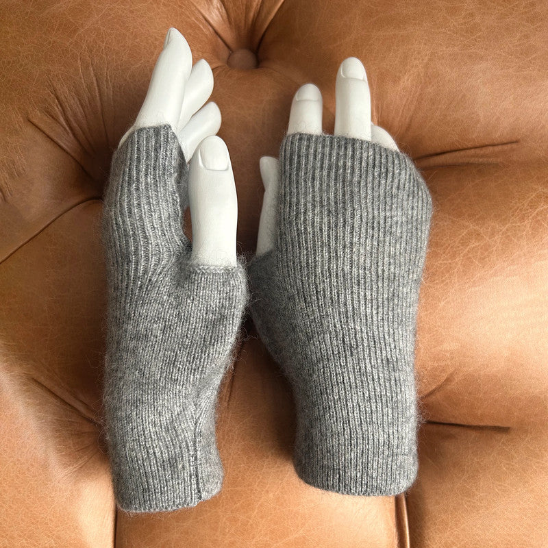 
                      
                        Cashmere Feel Acrylic Fingerless Wrist Gloves
                      
                    