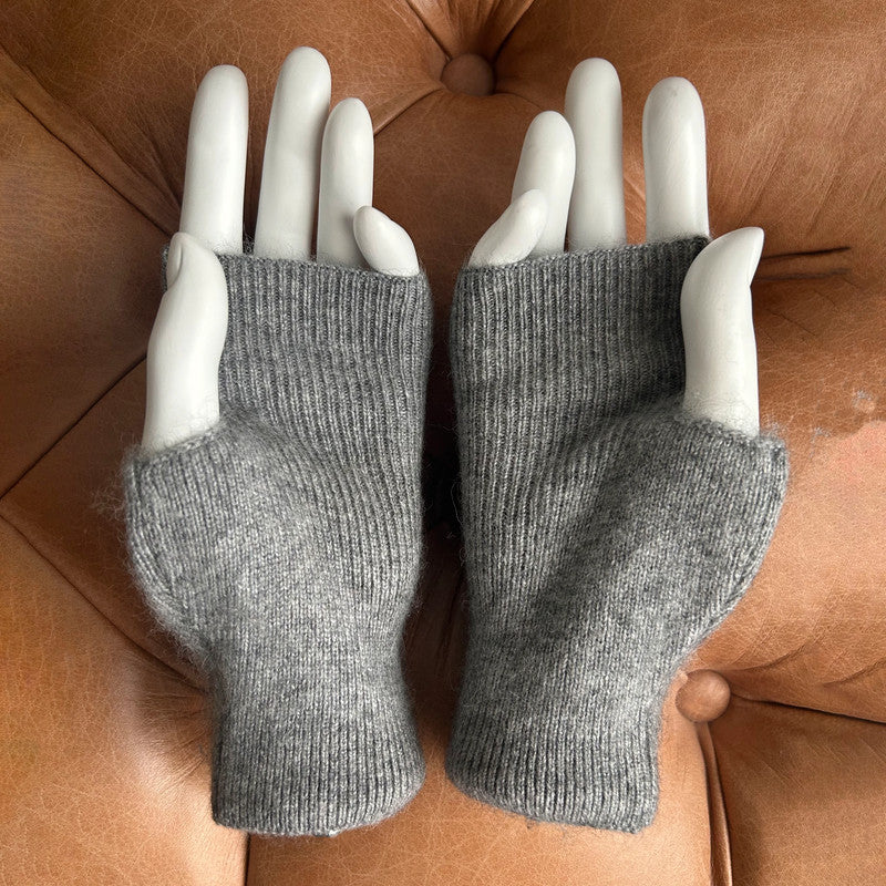 
                      
                        Cashmere Feel Acrylic Fingerless Wrist Gloves
                      
                    