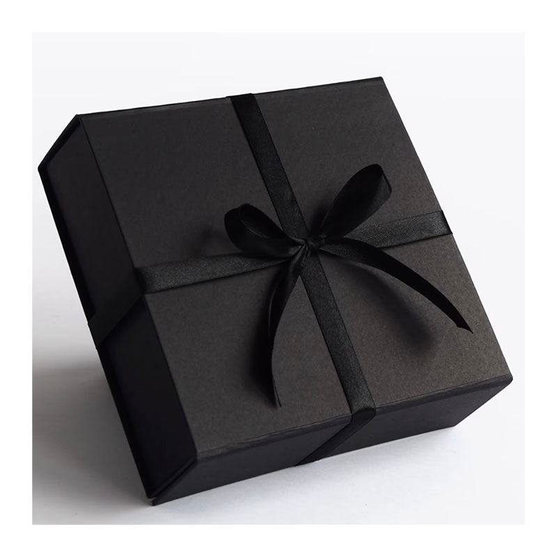 
                      
                        LEGGSBEAUTIFUL gift box
                      
                    