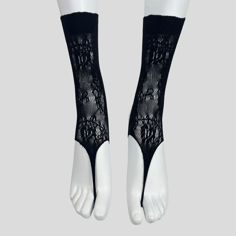 Veneziana Lace Japanese Stirrup Thong Socks